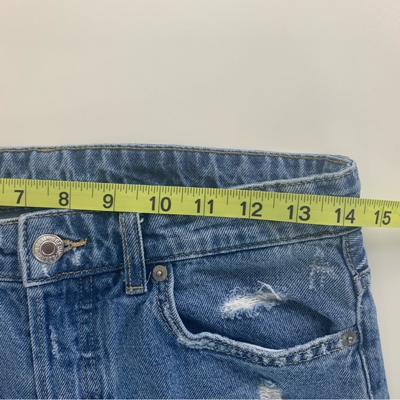 H&M &Denim Women’s Distressed Denim Button Fly Jeans Light Blue Wash Size 4 - Picture 10 of 16